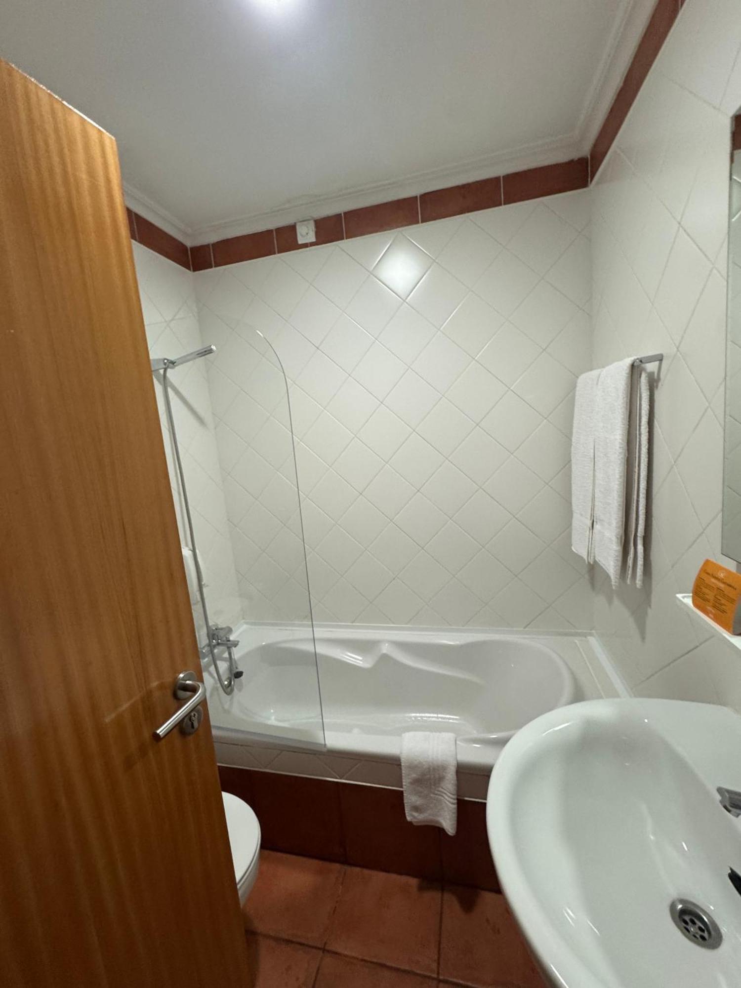 לינה וארוחת בוקר מונטאלגרה Casa Santa Catarina מראה חיצוני תמונה
